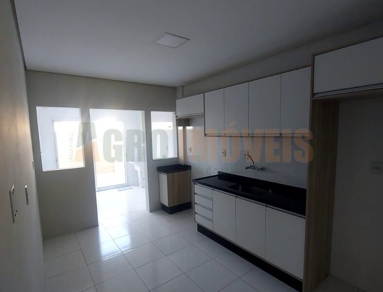 APARTAMENTO RESIDENCIAL NO EDIFÍCIO ONE TOWER