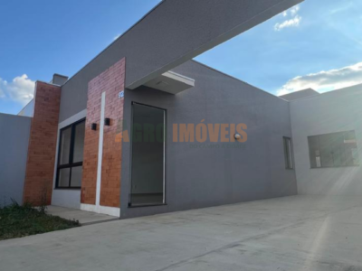 EXCELENTE CASA NO ALTO DE SANTA MARIA