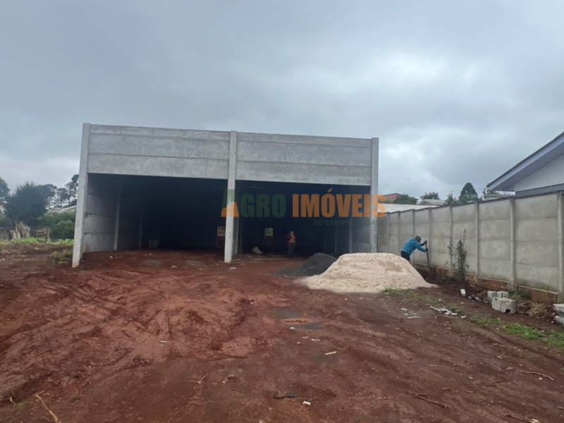 BARRACÃO NOVO PRÓXIMO AO AEROPORTO