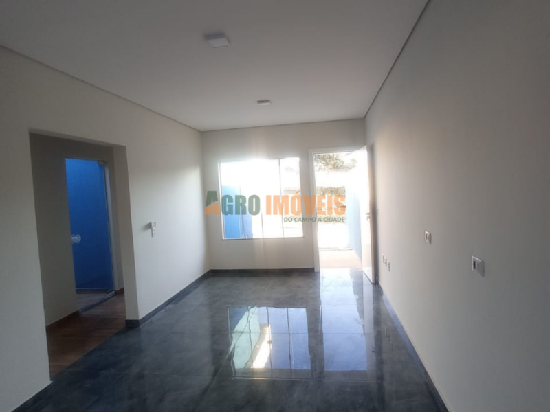 ÓTIMA CASA EM CONDOMÍNIO FECHADO NO BOQUEIRÃO