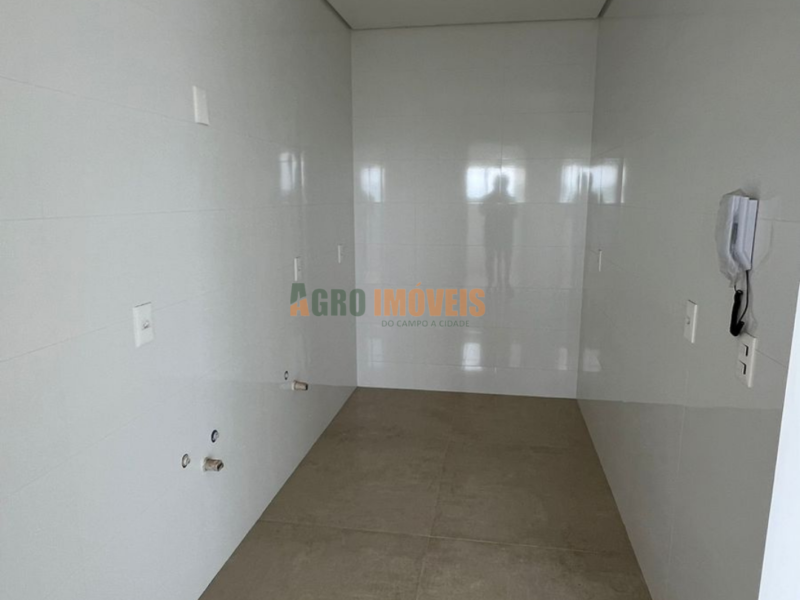 APARTAMENTO DE ALTO PADRÃO NA CIDADE DOS LAGOS