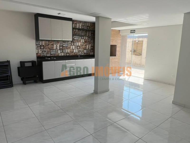 APARTAMENTO NO EDIFÍCIO BARCELONA