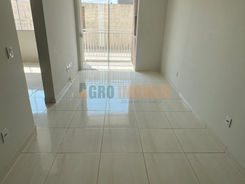 APARTAMENTO NO EDIFÍCIO BARCELONA