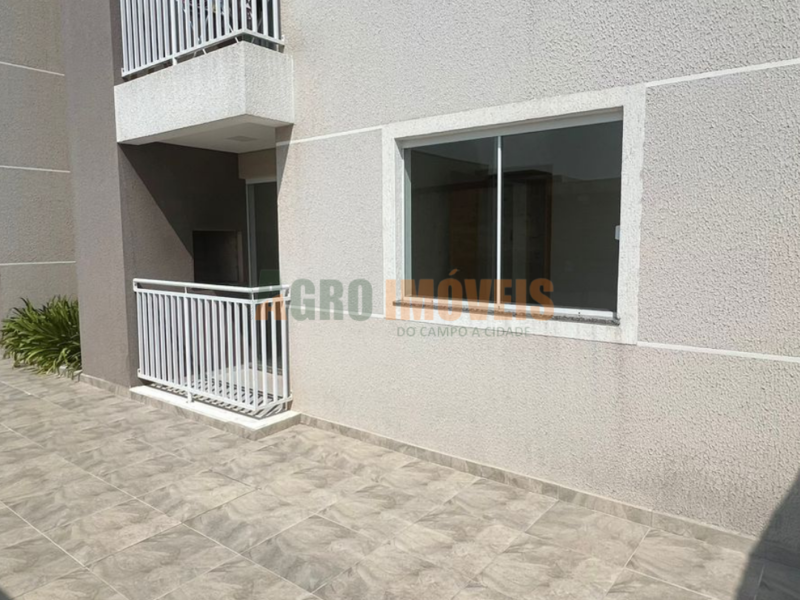 APARTAMENTO NO EDIFÍCIO BARCELONA