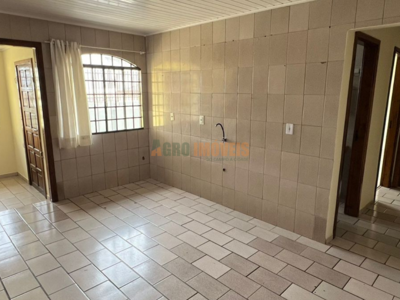 CASA PARA LOCAÇÃO NO BAIRRO DOS ESTADOS