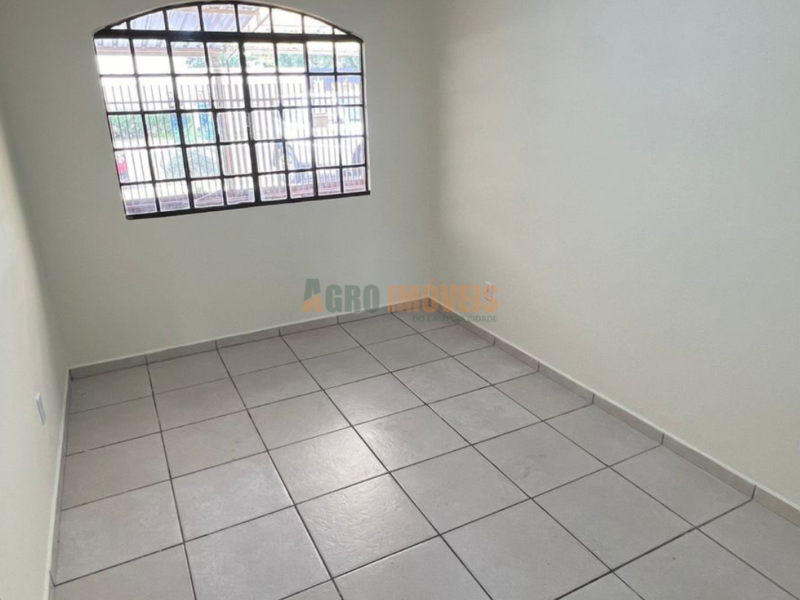 CASA PARA LOCAÇÃO NO BAIRRO DOS ESTADOS