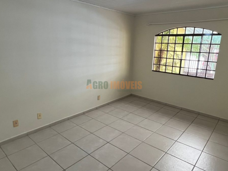 CASA PARA LOCAÇÃO NO BAIRRO DOS ESTADOS