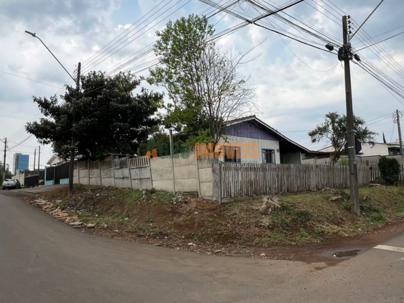 TERRENO DE ESQUINA NA PRIMAVERA
