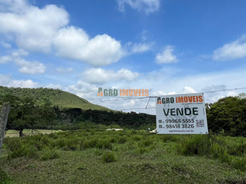 SÍTIO À VENDA NO JORDÃO