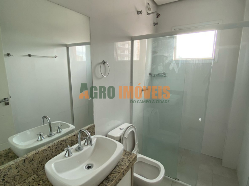 APARTAMENTO PARA LOCAÇÃO NO EDIFÍCIO ROYAL GARDEN