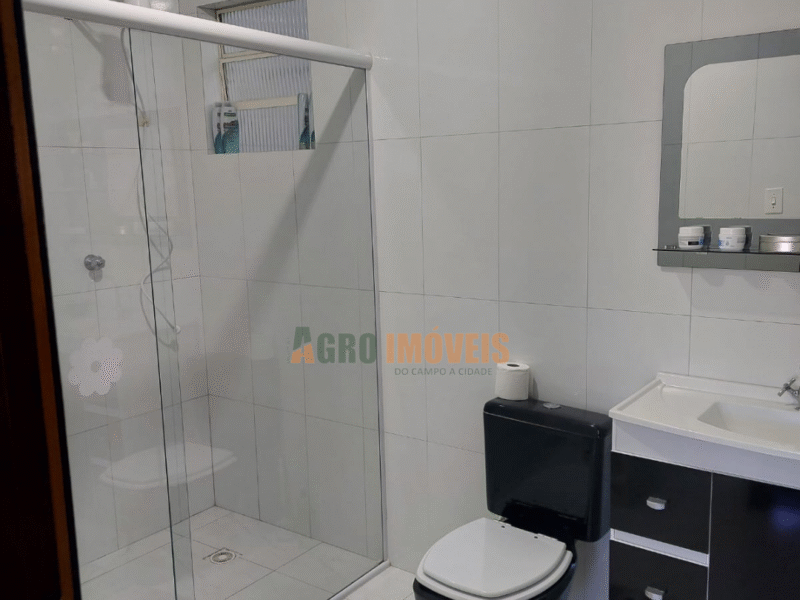 CASA PRÓXIMO AO DETRAN