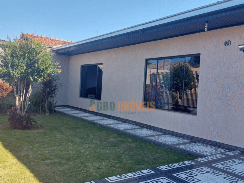 CASA PRÓXIMO AO DETRAN