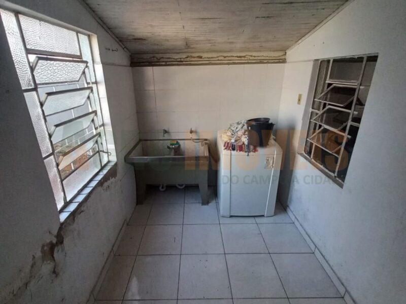 CASA PARA LOCAÇÃO NA RUA CORONEL SALDANHA